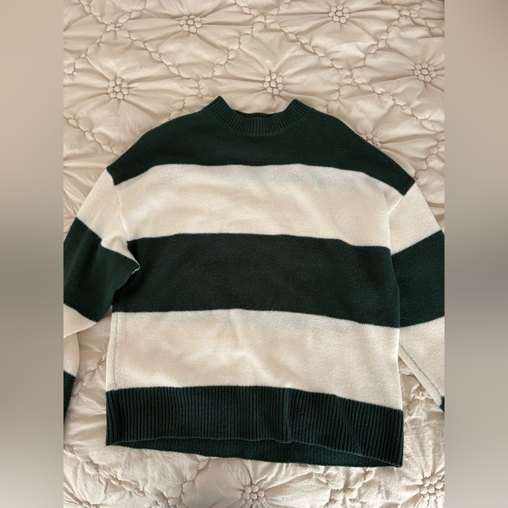 H&M Divided Green Striped Sweater